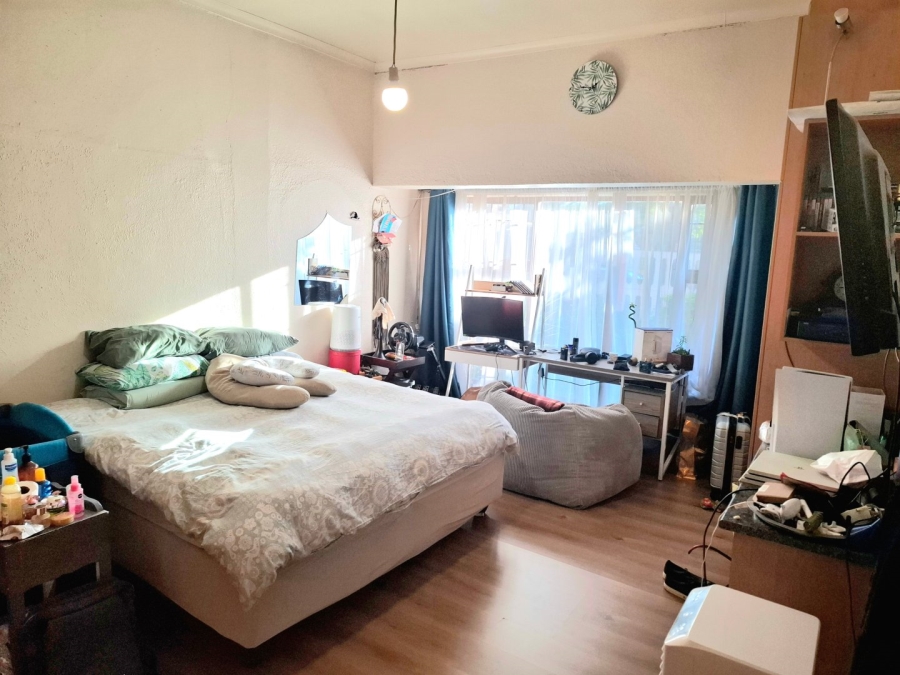 5 Bedroom Property for Sale in Oakdale Western Cape